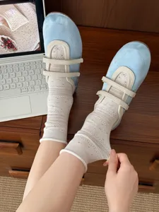 Sommer dünne Mesh-Mittelsocken mit Spitzenbesatz, koreanischer Ballet-Stil atmungsaktive Socken
