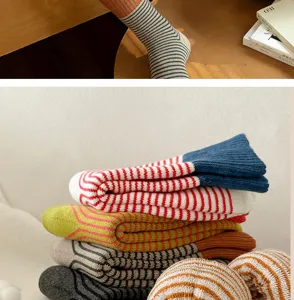 Dicke gestreifte Baumwoll-Wadenstrümpfe für Damen, gemütliche Winter-Frotteesocken.