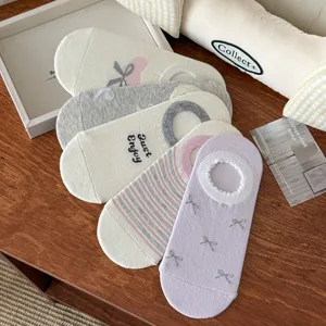 Niedliche japanische Damen Kurzsocken Sommer dünn atmungsaktiv unsichtbar gestreift 5er Set