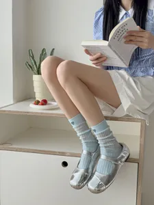 Spring thin mesh mid-calf socks with cute heart details, breathable sweet style.