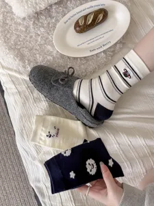Autumn winter new women cartoon sheep striped mid-tube socks comfortable cotton soft