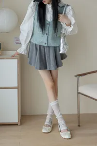 Summer thin women's scrunch socks, versatile ballet-style design for sweet outfits and daily wear.