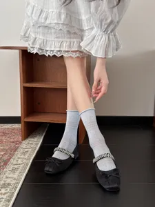 Sommerliche dünne Mesh-Wadensocken mit zartem Spitzenbesatz, im süßen koreanischen Ballett-Stil.