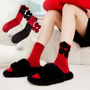Women Slouch Socks Cute 3D Floral Pattern Mid Calf Cotton Blend Casual Hosiery Fashion Breathable Daily Wear Sock