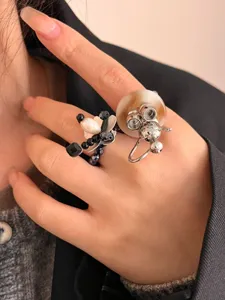 Y2K sweet cool beaded flower sake pot ring stackable elastic statement ring fashion jewelry