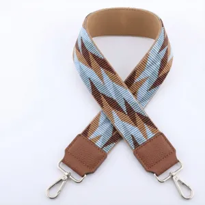 Handgearbeiteter Perlen-Taschenriemen im Boho-Stil, breiter Ersatz-Schultergurt für Damen.