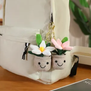 Simpatico portachiavi in peluche con vaso di gigli, ciondolo borsa pianta sorridente adorabile.