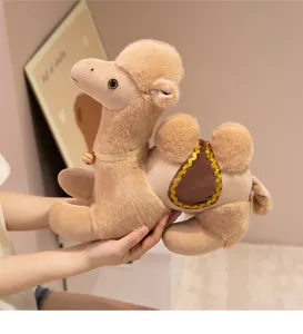 Lindo juguete de peluche de camello de dibujos animados muneca de desierto suave con campana