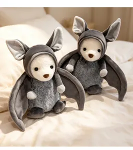 Simpatico peluche pipistrello, morbido giocattolo con cappuccio, regalo di Halloween per bambini.