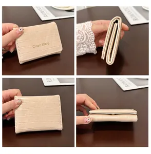 Portefeuille court à motif crocodile pour femmes porte-cartes compact très élégant