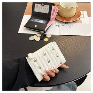 Women short floral embroidered wallet zip folding card holder white compact purse