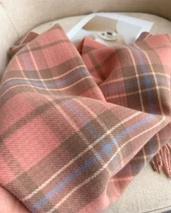 Cozy plaid imitation cashmere scarf for autumn and winter, warm and stylish with fringe.