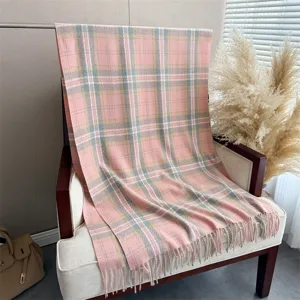 Sciarpa a quadri rosa effetto cashmere frange scialle inverno classico retro unisex morbida