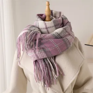 Korean style plaid tassel scarf for autumn and winter, warm and fashionable shawl for daily commuting.