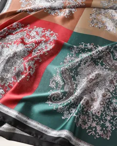 Retro color-blocked paisley print shawl, elegant silk-imitation scarf for women wear.