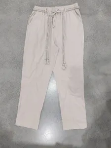 Pantalón informal de lino para hombre con cordón trenzado, diseño de pierna recta.
