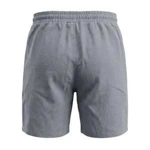 Vista detallada de pantalones cortos casuales de lino gris para hombre, ideales para verano.