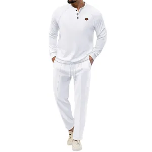 Ανδρικό σετ μπλούζα henley μακρυμάνικη waffle και παντελόνι λεπτομέρεια άνετο