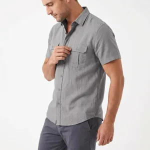 Men casual grey short sleeve linen shirt detail, featuring double chest pockets and comfortable fabric.