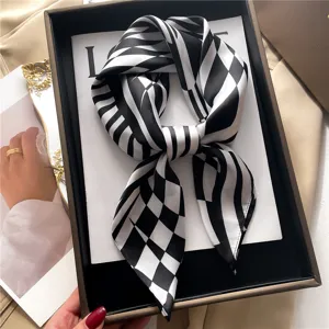 Pañuelo de seda a cuadros blancos y negros, elegante pañuelo cuadrado para mujeres y niñas.