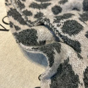 Nuova sciarpa in maglia con stampa leopardata da donna, sciarpa invernale calda, morbida e comoda.