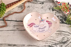 Schattige eenhoorn keramische hart sieradenschaal goudgerande dessert schotel bureau