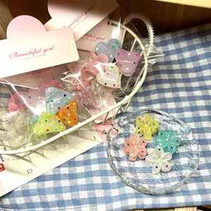 Kids Mini Hair Claws Translucent Resin Colorful Oil Dripping Hair Clips Cute Shark Clips Hair Accessories For Girls