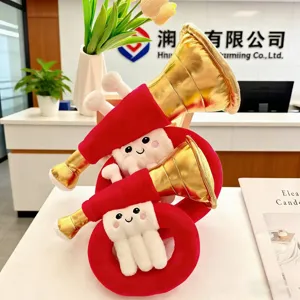 Créative petite trompette en peluche poupée, coussin cornet de musique rouge et blanc pour enfants.