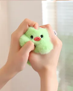 Simpatico peluche verde bambola da spremere soffice ciondolo animale portachiavi morbido