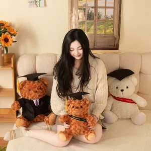 Afstudeer teddybeer pluche speelgoed schattige knuffel arts hoed pop cadeau voor school.