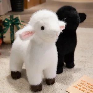Peluche realista de cordero blanco y negro lindo juguete de peluche suave para niños.