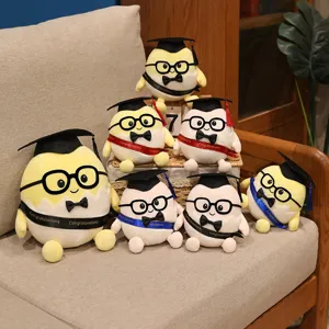 Süßes Absolventen Ei Plüschtier mit Doktorhut und Brille, weiche Kuschelpuppe Geschenk.
