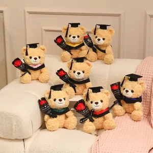 Mignon Ours en Peluche de Remise des Diplômes Tenant une Rose Poupée en Peluche Docteur Ours Cadeau pour Filles