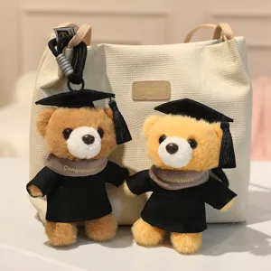 Süßer Abschluss Teddybär Plüsch Anhänger Schlüsselanhänger, weiche Stofftier Puppe für Taschen.