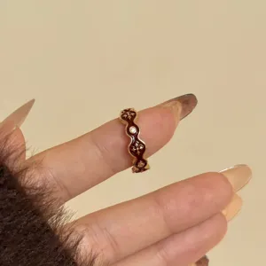 Vintage geëmailleerde kruis zirkonium ring, gotische golvende open metalen ring dames
