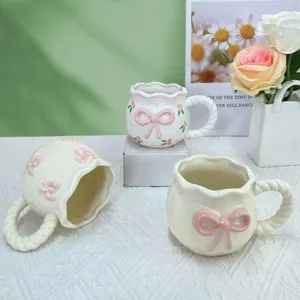 Tasse a cafe en ceramique mignonne avec design de noeud rose fait main style ins tasse