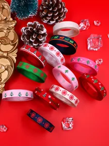 Ruban de Noël lot de 10mm de large flocon arbre imprimé rouleaux de tissu pour emballage.