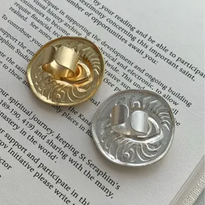 Vintage gold silver tone open ring with unique eye beetle relief design, elegant daily jewelry.