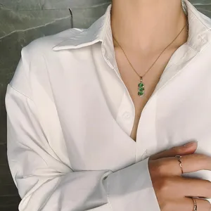 Korean green pea pod pendant clavicle chain, stylish rose gold titanium steel necklace.