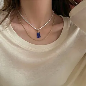 Collar de perlas en capas con dije de oso azul y cadena dorada estilo dulce para mujeres
