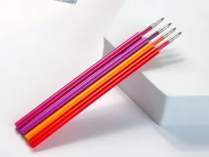 Ricariche per penne gel colorate cancellabili, scrittura scorrevole punta proiettile.