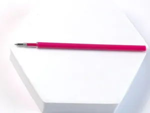 Ricarica per penna gel cancellabile rosa, scrittura fluida per articoli di cancelleria.