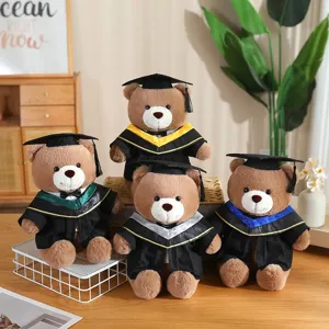 Schattige afstudeer teddybeer pluche speelgoed met doktersmuts, zachte knuffelpop cadeau.