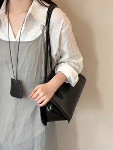 Neck hanging leather sunglasses holder chic minimalist eyewear storage strap fashion accessory for women