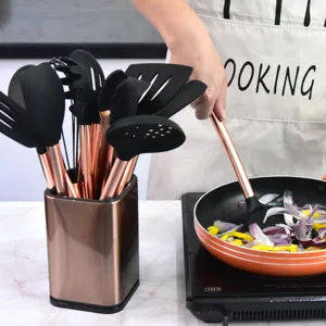 Set de utensilios de cocina de silicona mangos de metal oro rosa antiadherente con soporte