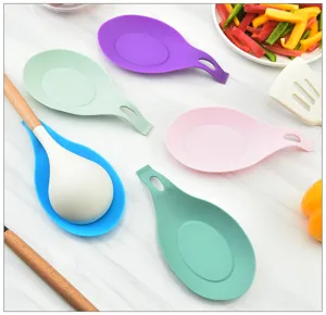 Porta cucchiaio in silicone colorato resistente al calore per utensili da cucina