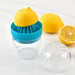 Spremiagrumi manuale portatile in plastica spremi limone pressa per frutta utile