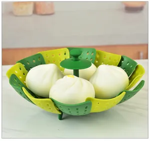 Faltbarer Dampfgarer Korb aus Kunststoff verstellbarer Dampfeinsatz für die Küche.