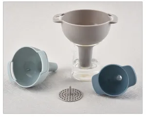 Set di imbuto da cucina in plastica quattro in uno con filtro per olio e marmellata.