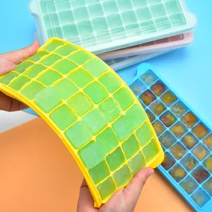 Vassoio per cubetti di ghiaccio in silicone con coperchio 36 griglie stampo flessibile